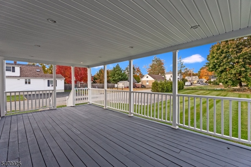 covered deck, rear
