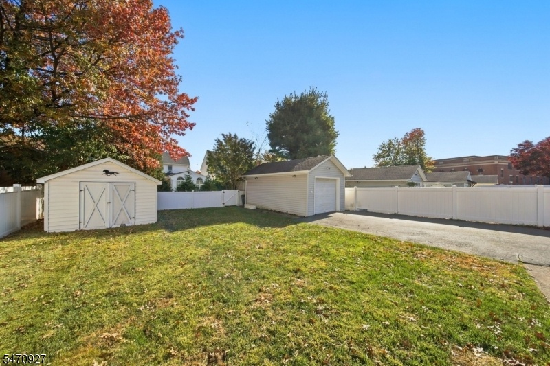 DETACHED GARAGE & SHED