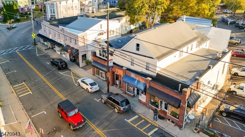 Milo Cafe & Restaurant