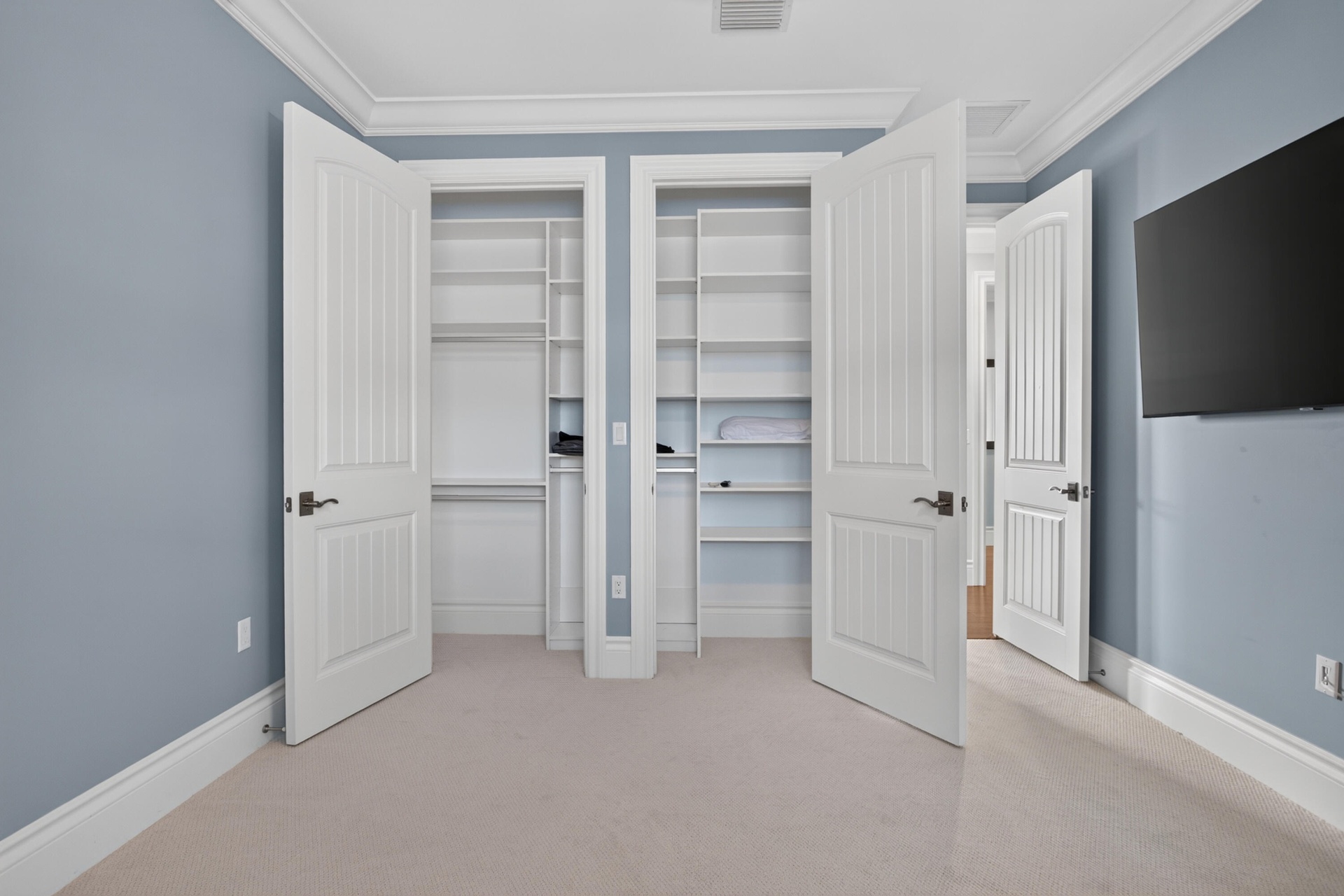 Large closets in every room!