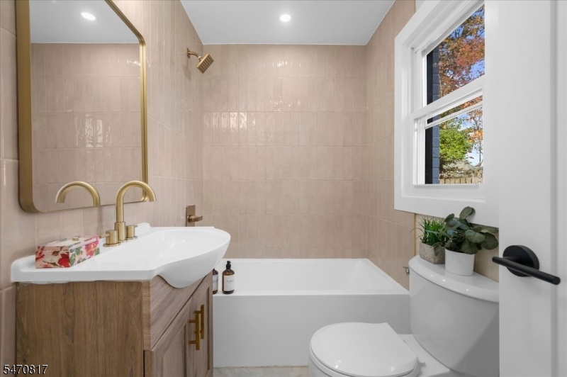 Full Bath