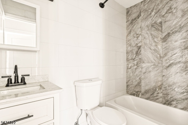 Unit 2 Bathroom