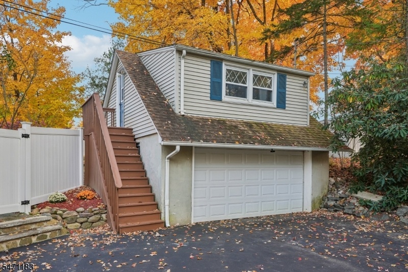 1-Car Oversized Garage
