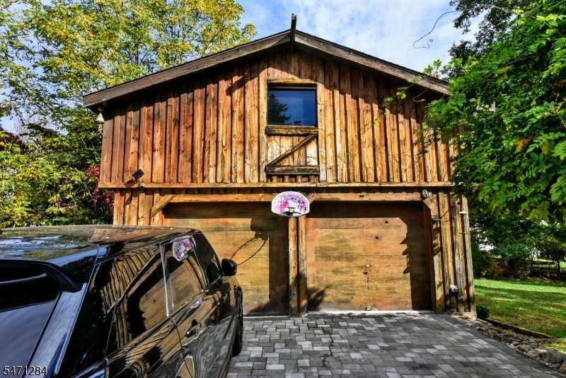 2 Car 2 Story Garage