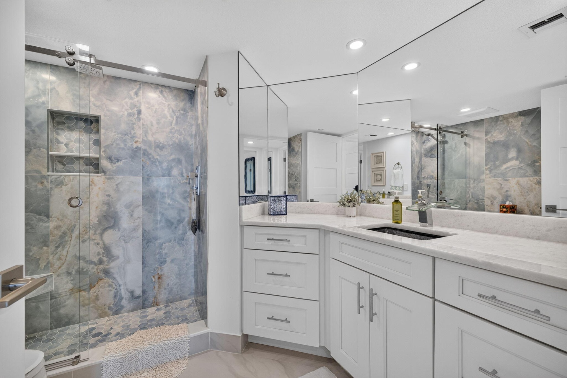 Guest bathroom