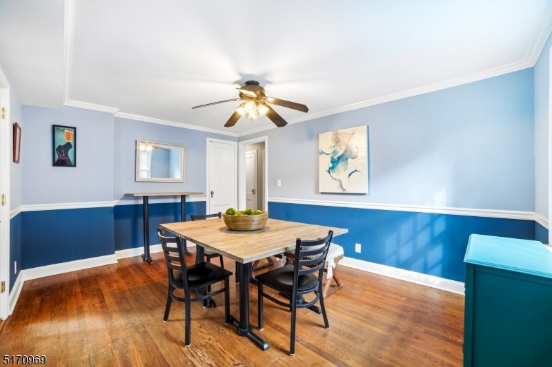 Dining room alt view