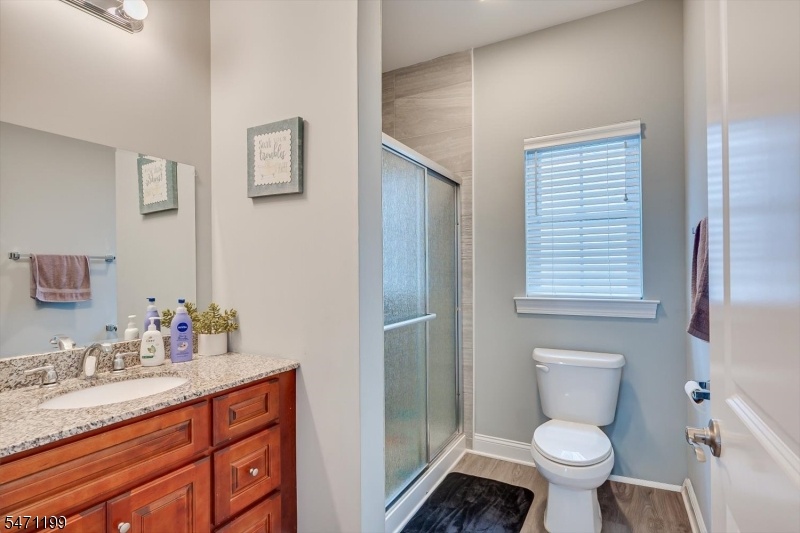Full Bathroom 1st floor