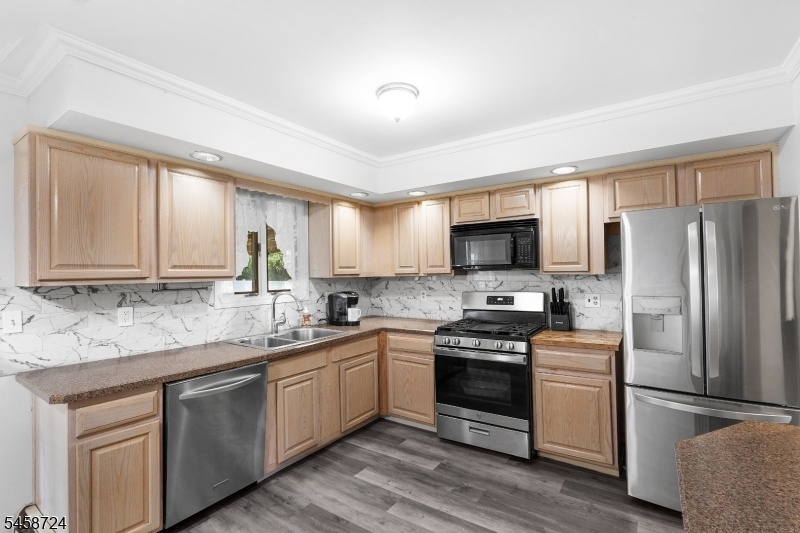 Kitchen  - SS Appliances