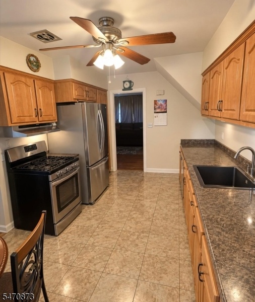 Eat In Kitchen
