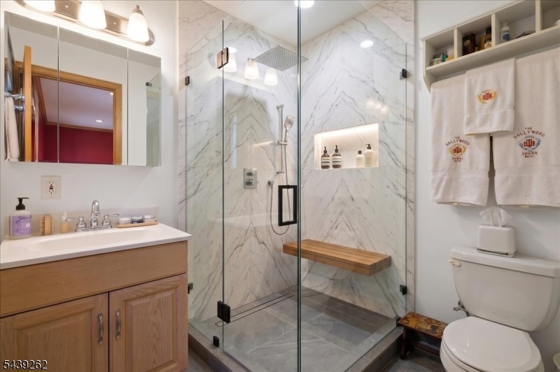 Staged Primary Shower