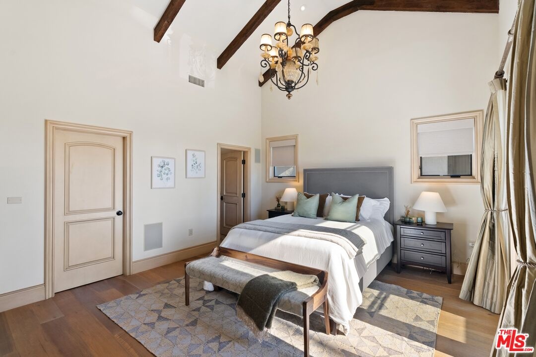 High Beam Ceilings