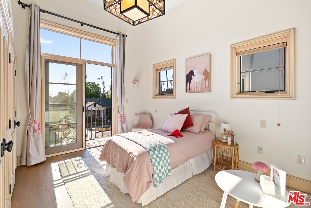 Front Guest bedroom