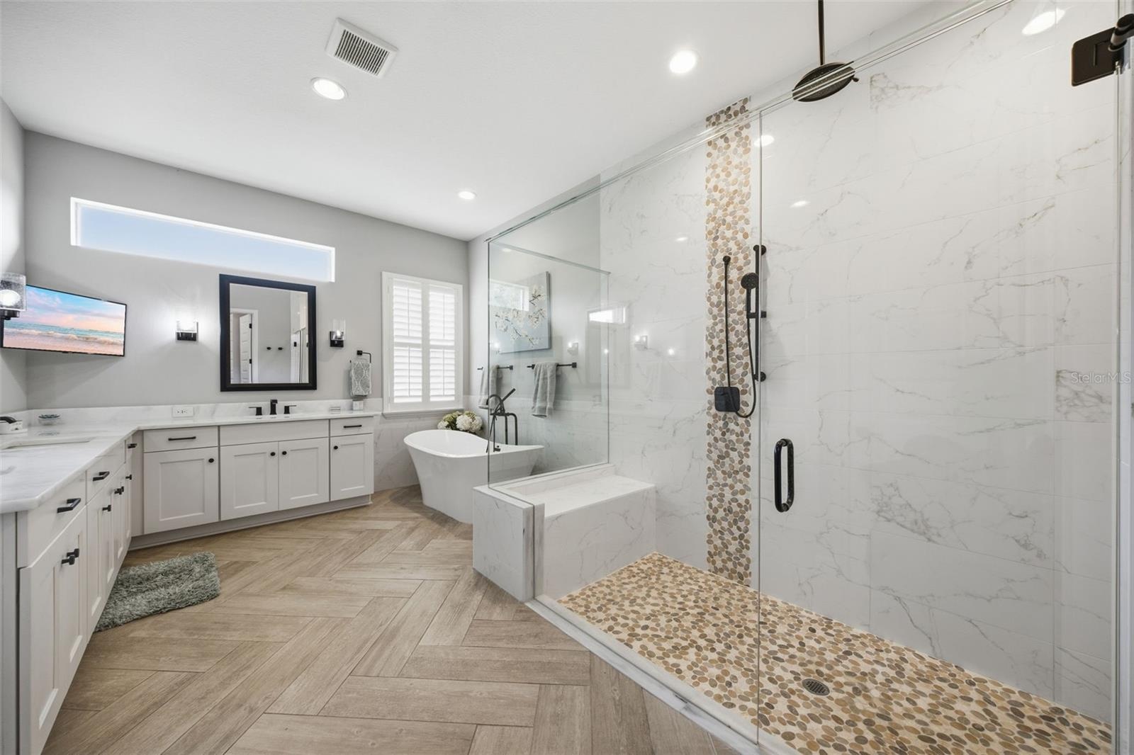 Primary bath
