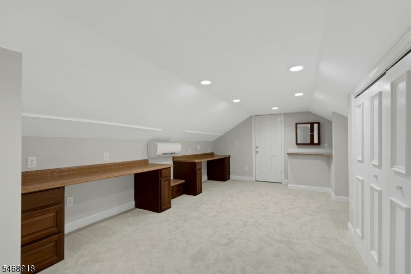 Bedroom Bonus Room