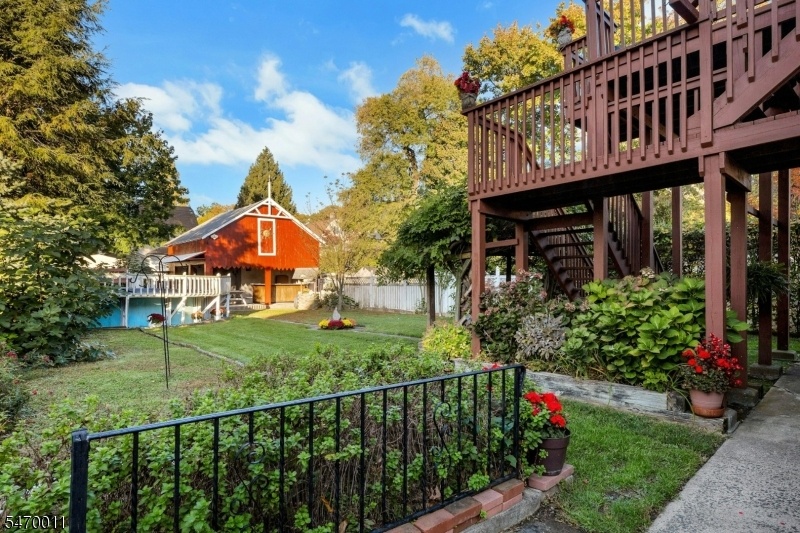 Expansive Backyard Retreat