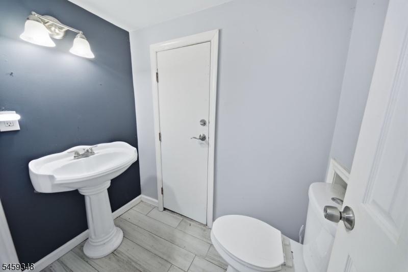 basement half bath