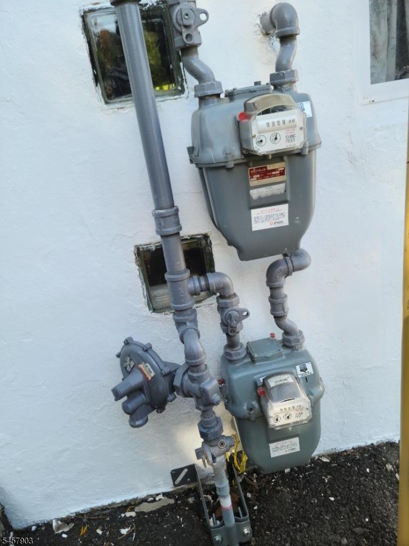 2 Gas Meters!