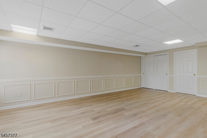 LL to storage & Utility Room