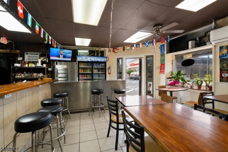 Cafe