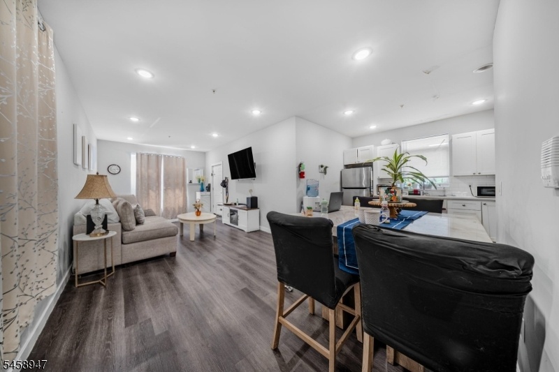 Living & Dining
