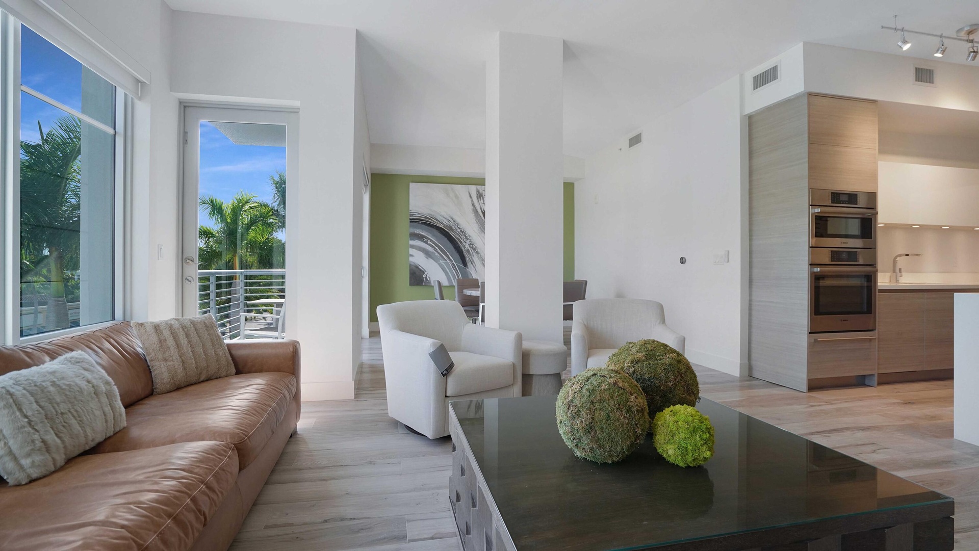 Dining area integrated into the living space