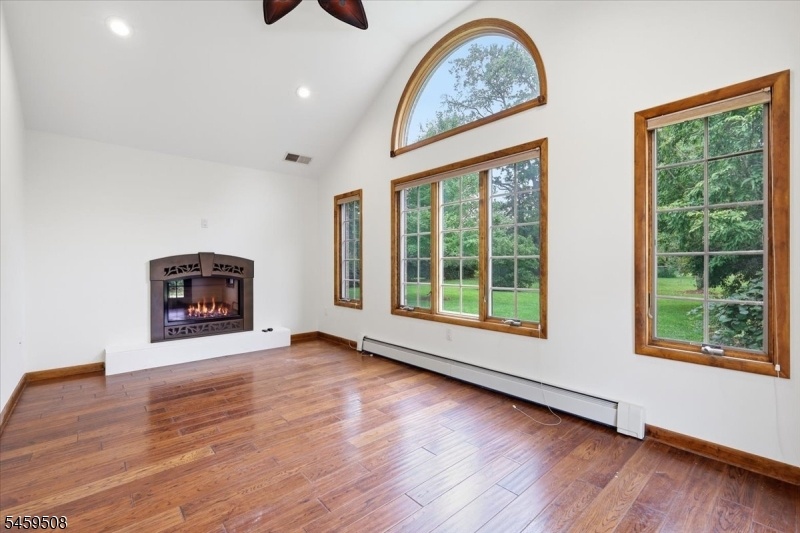 Primary BR Sitting / Sun Room