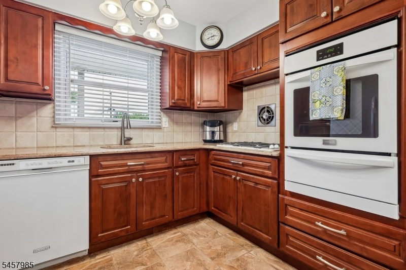 kitchen2