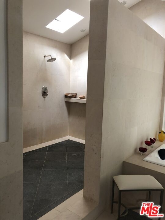 Main Bathroom Shower