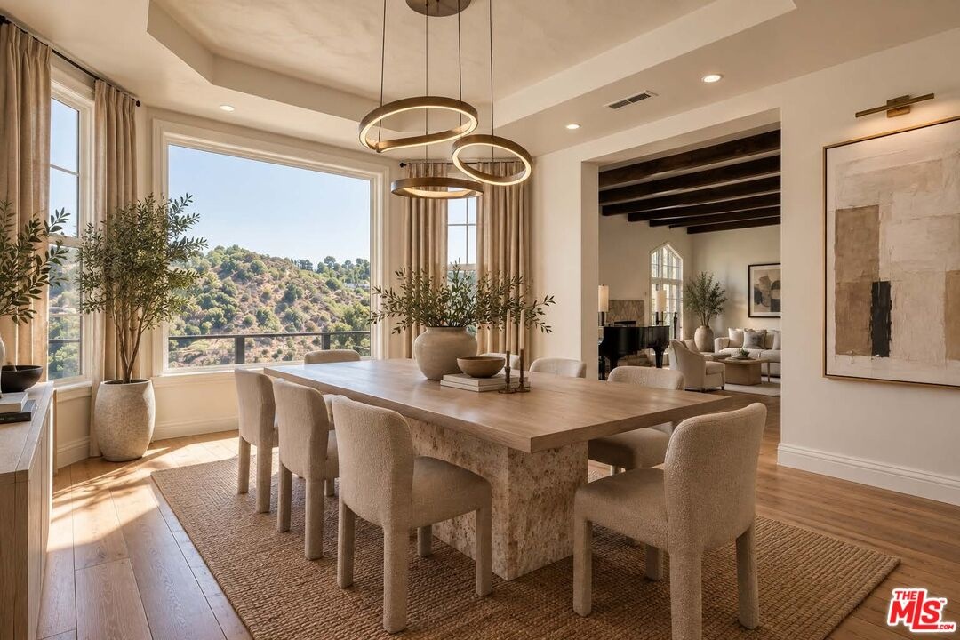 virtual staging