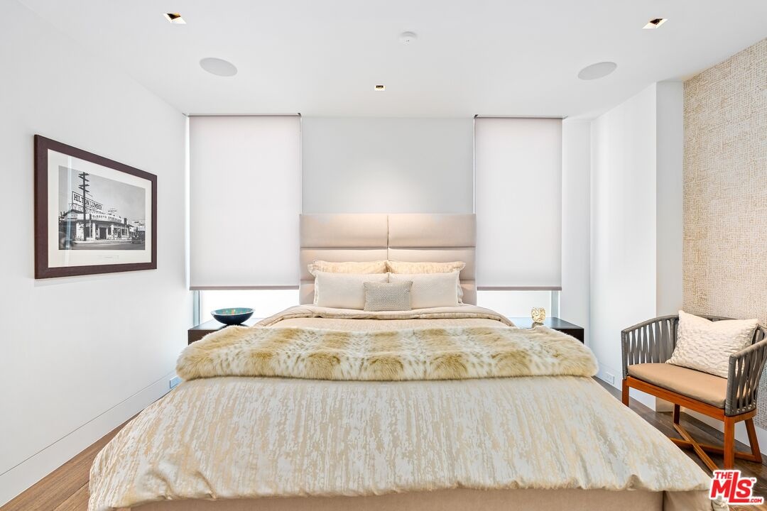 Guest bedroom