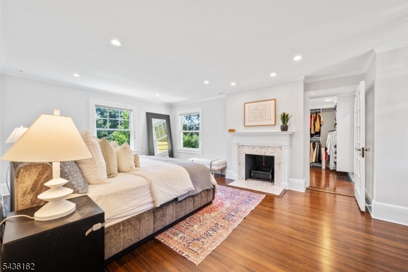 Primary Suite w/fireplace