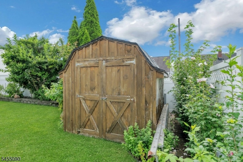 Shed