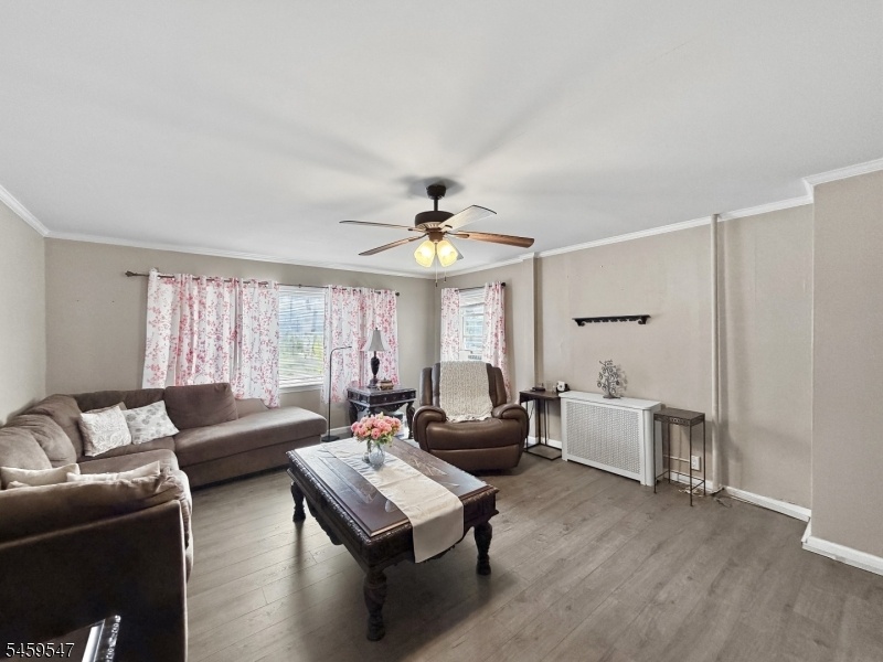 Living Room Unit 1