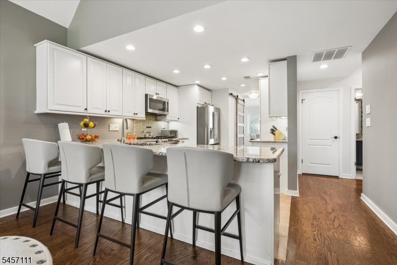 Breakfast Bar