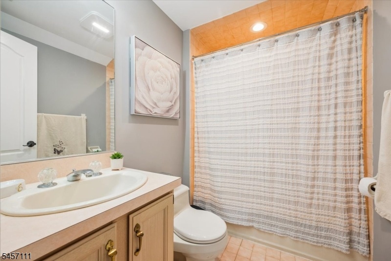 Bedroom #2 Ensuite Bathroom