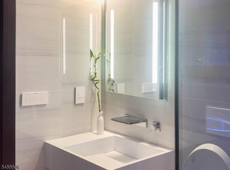 SecondBath-2