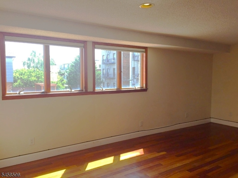 Unit 3-Living Room