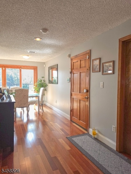 Entrance- unit 2