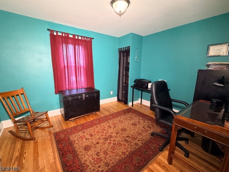 Bedroom 5/Office