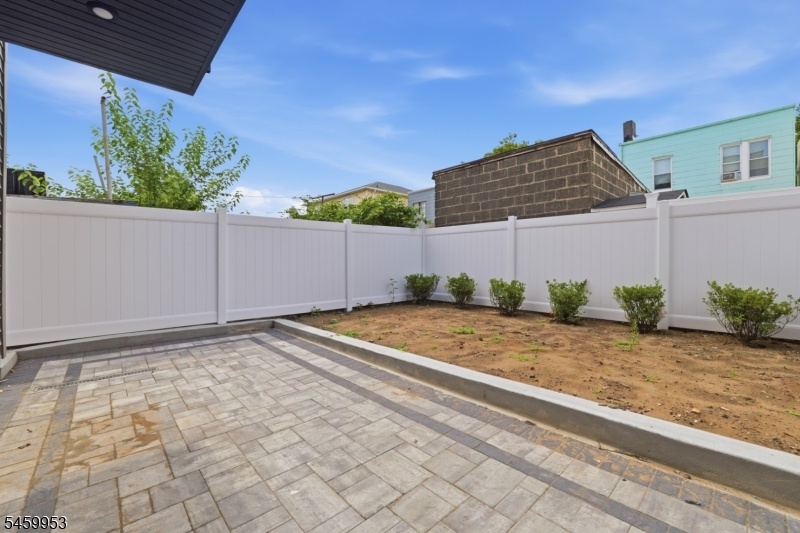 patio/yard