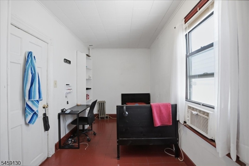 Bedroom  - Level 2