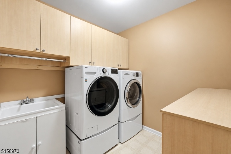 2nd Floor Laundry