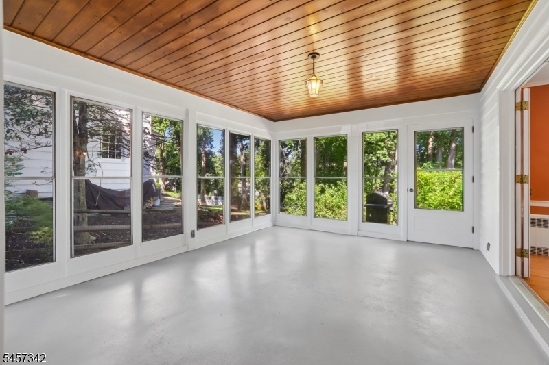 Screened/glass porch
