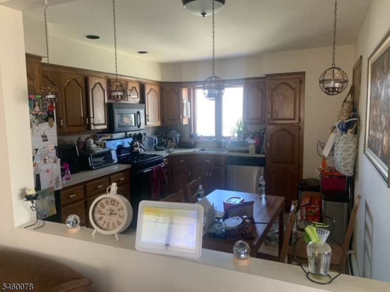 Fl 2 Kitchen