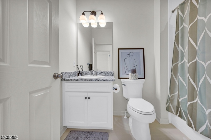 2nd Full Bathroom