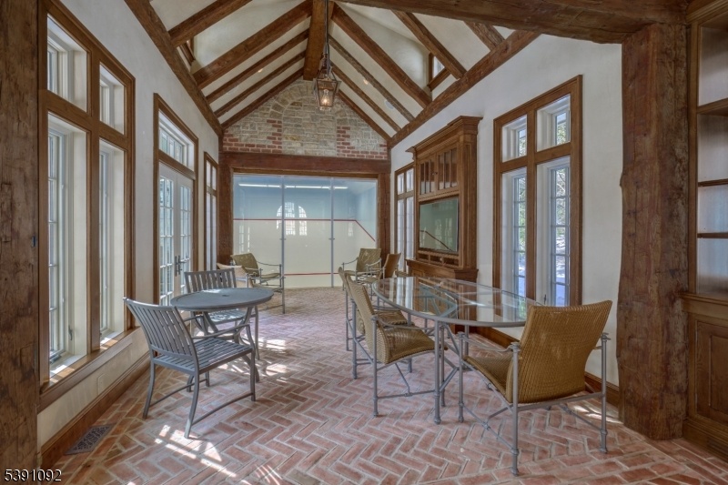 Pool House - Gallery