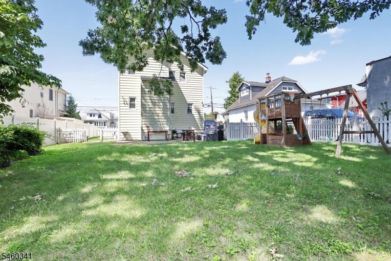 GREAT YARD AREA