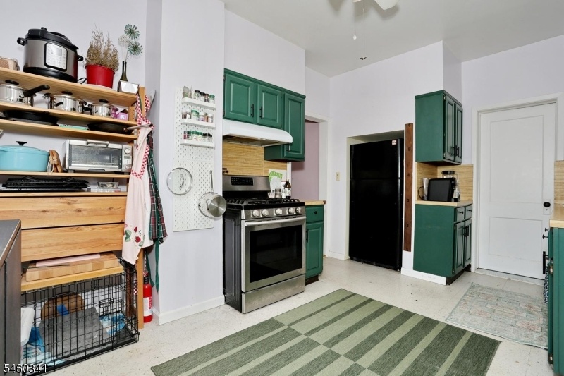 KITCHEN 2ND FLOOR