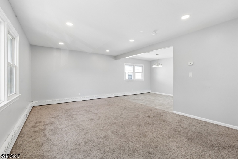 Family Room  2nd fl
