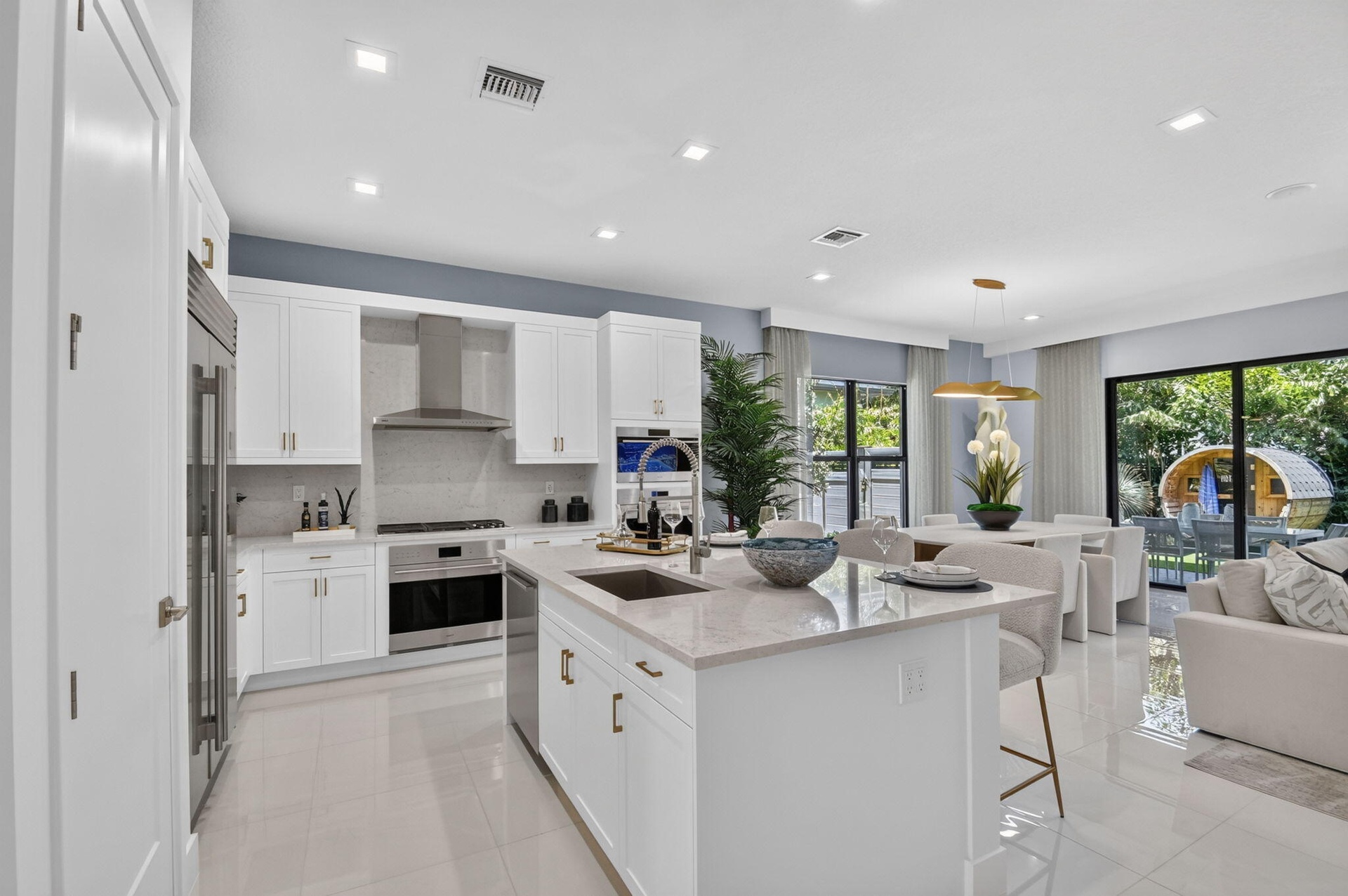 Photos shown are of the builder's model home and are for illustrative purposes only. Actual home, finishes, features, colors, and selections may vary.